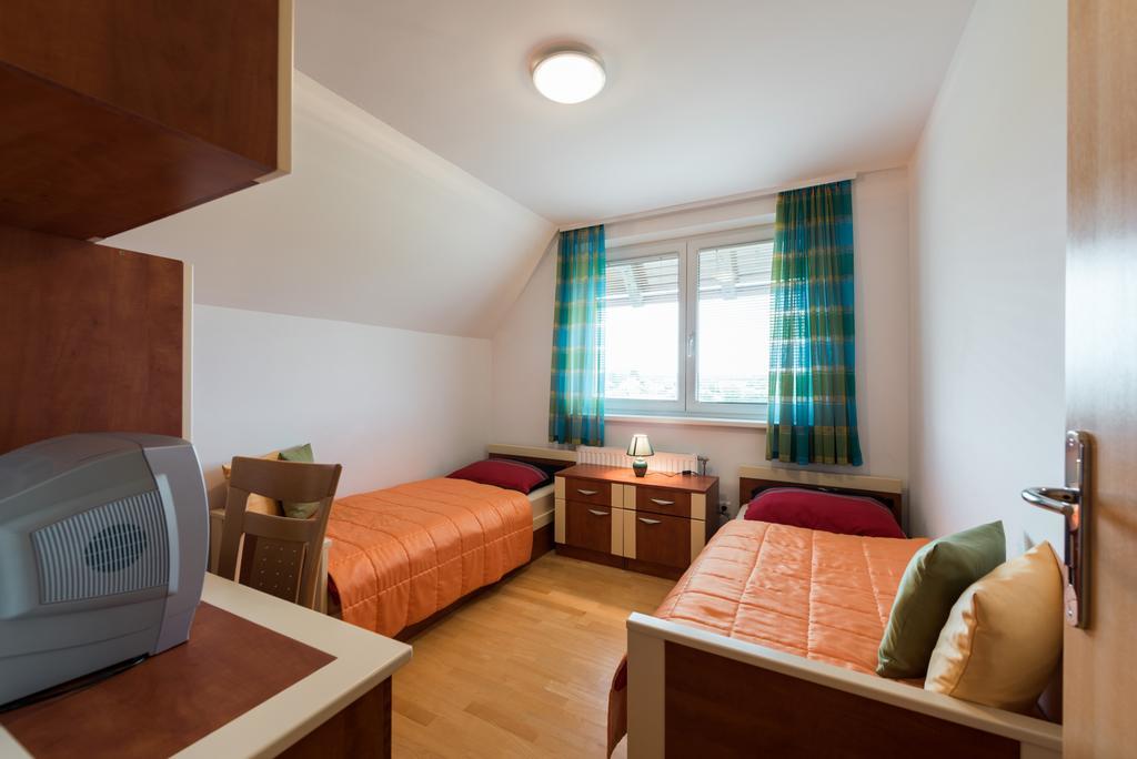 Apartments מורבסקה טופליצה מראה חיצוני תמונה