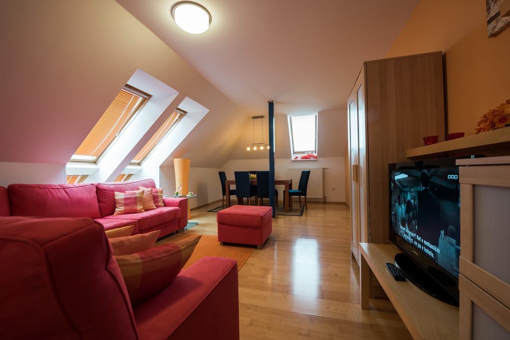 Apartments מורבסקה טופליצה מראה חיצוני תמונה